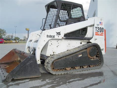 t200 bobcat skid steer specs|bobcat t200 engine.